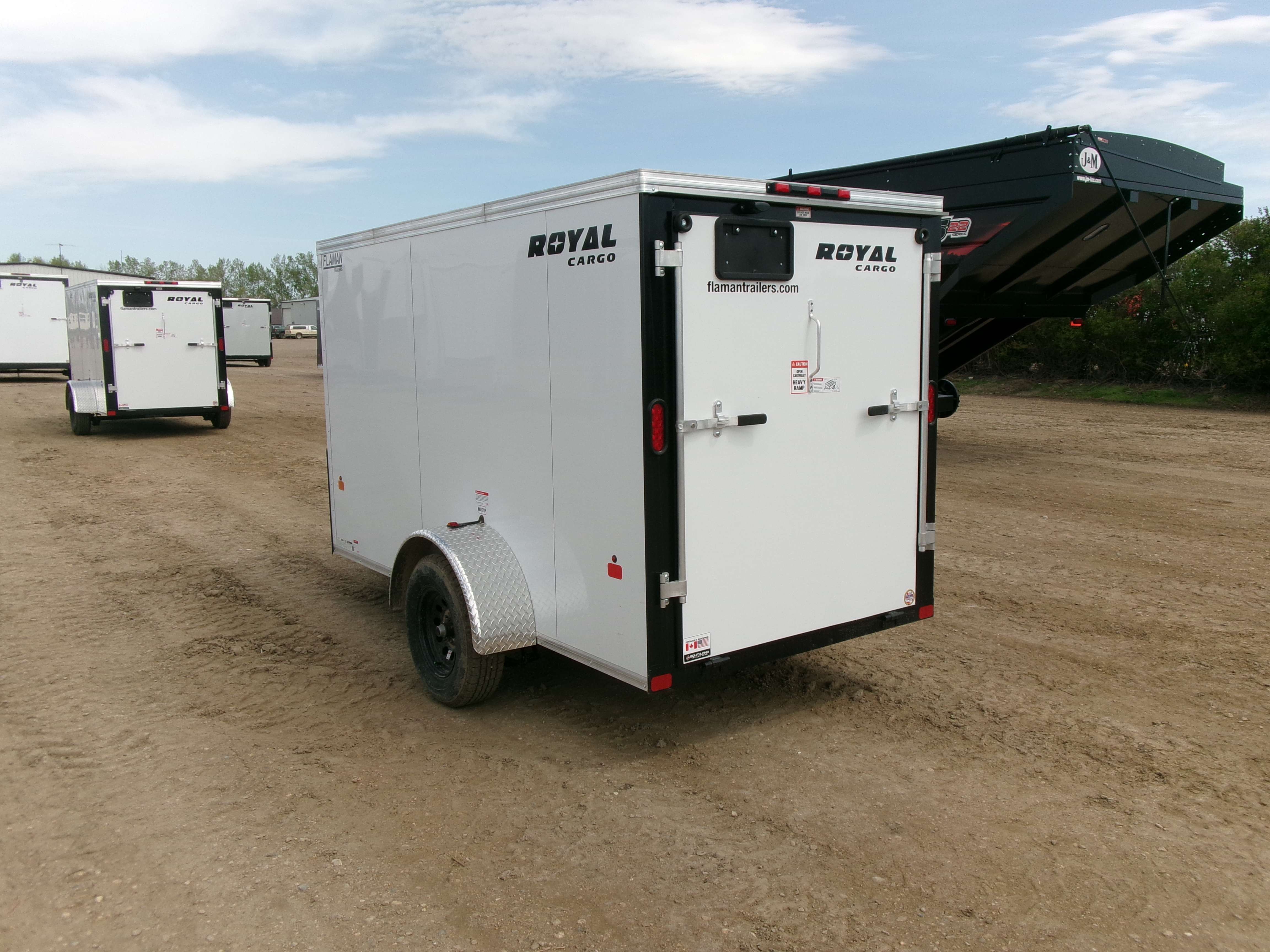 2024 Royal LCH 5' x 10' V-Nose Cargo