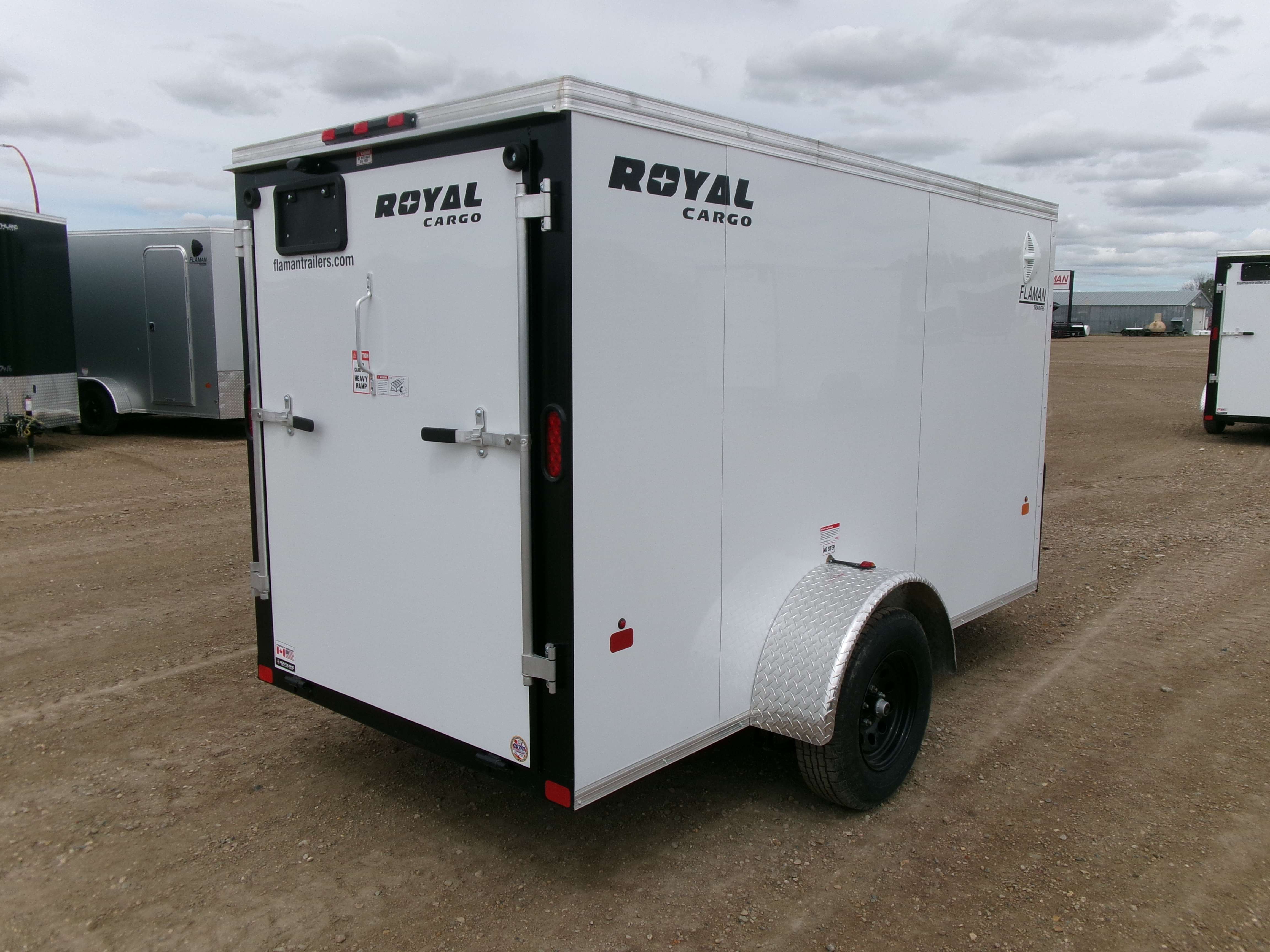 2024 Royal LCH 5' x 10' V-Nose Cargo