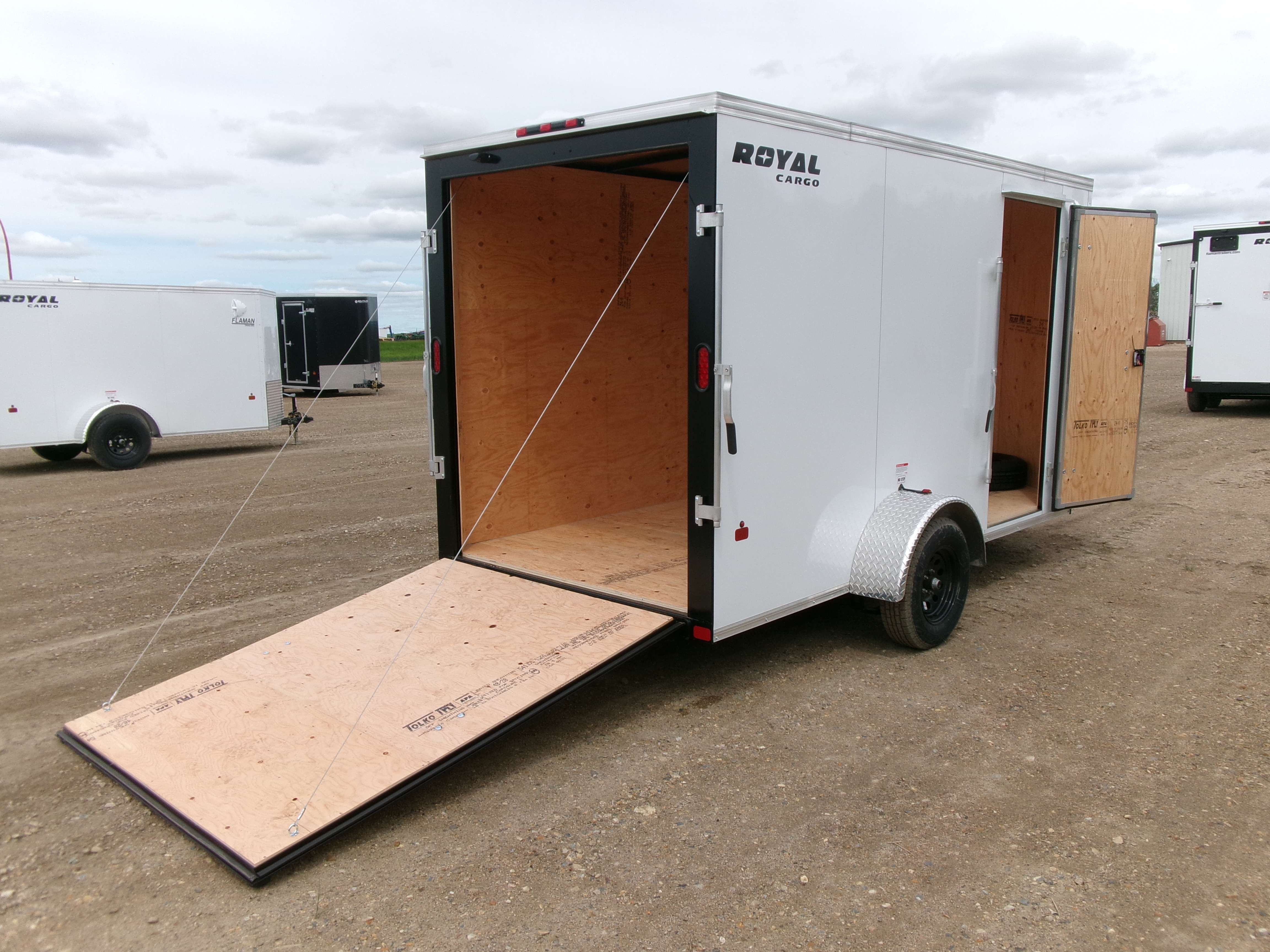 2024 Royal LCH 6' x 12' V-Nose Cargo