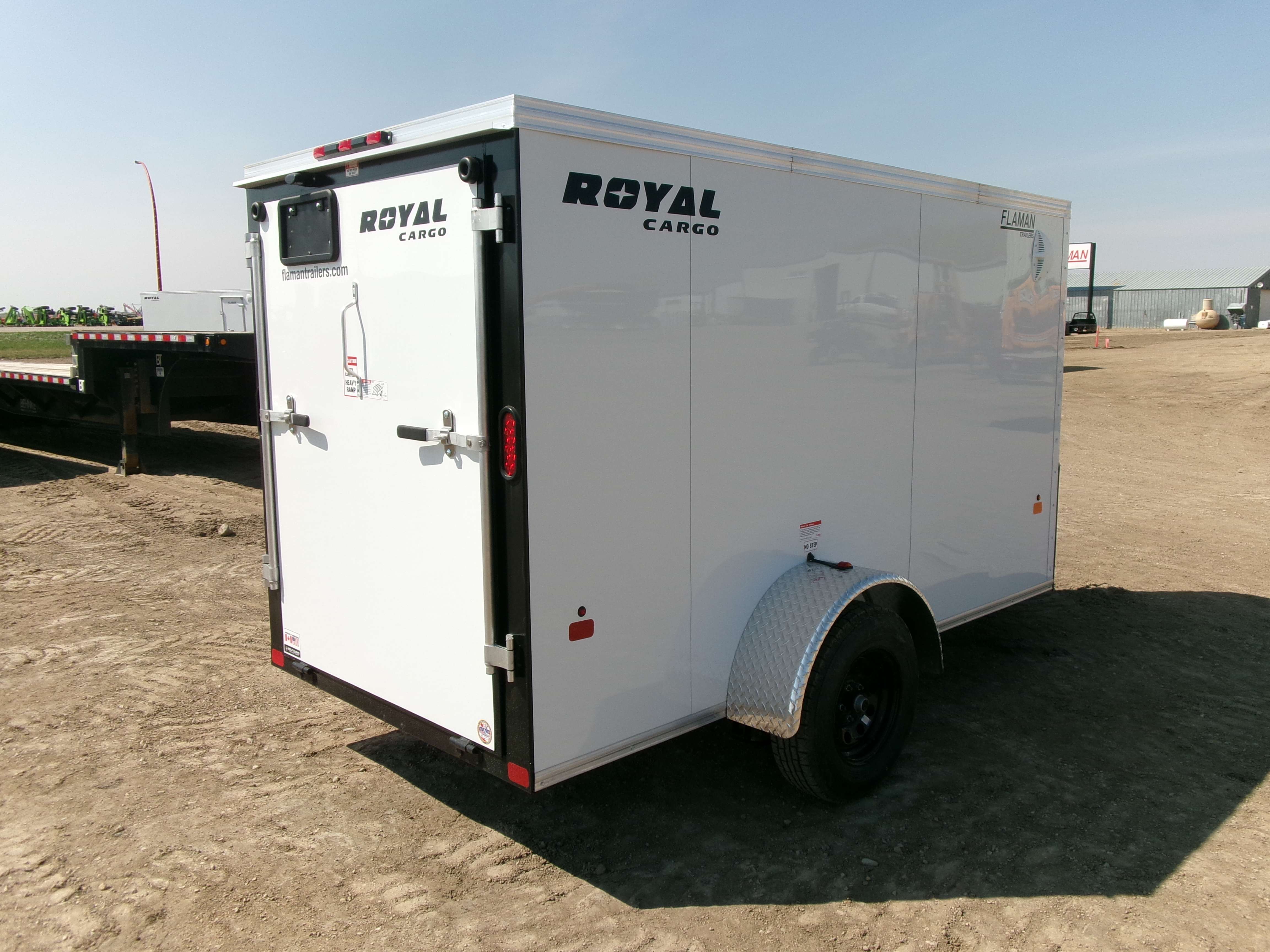 2024 Royal LCHS29 5' x 10' V-Nose Cargo