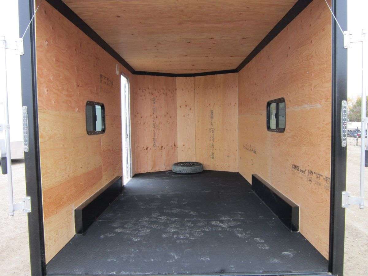 2024 Royal LCHT 7'6" x 14' + V-Nose Cargo Trailer