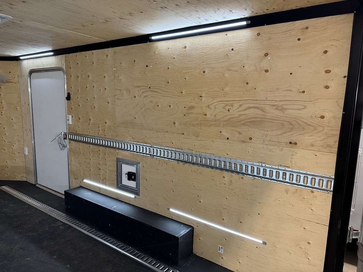 2024 Royal XR 8'x20' Enclosed Trailer w/ Escape Door