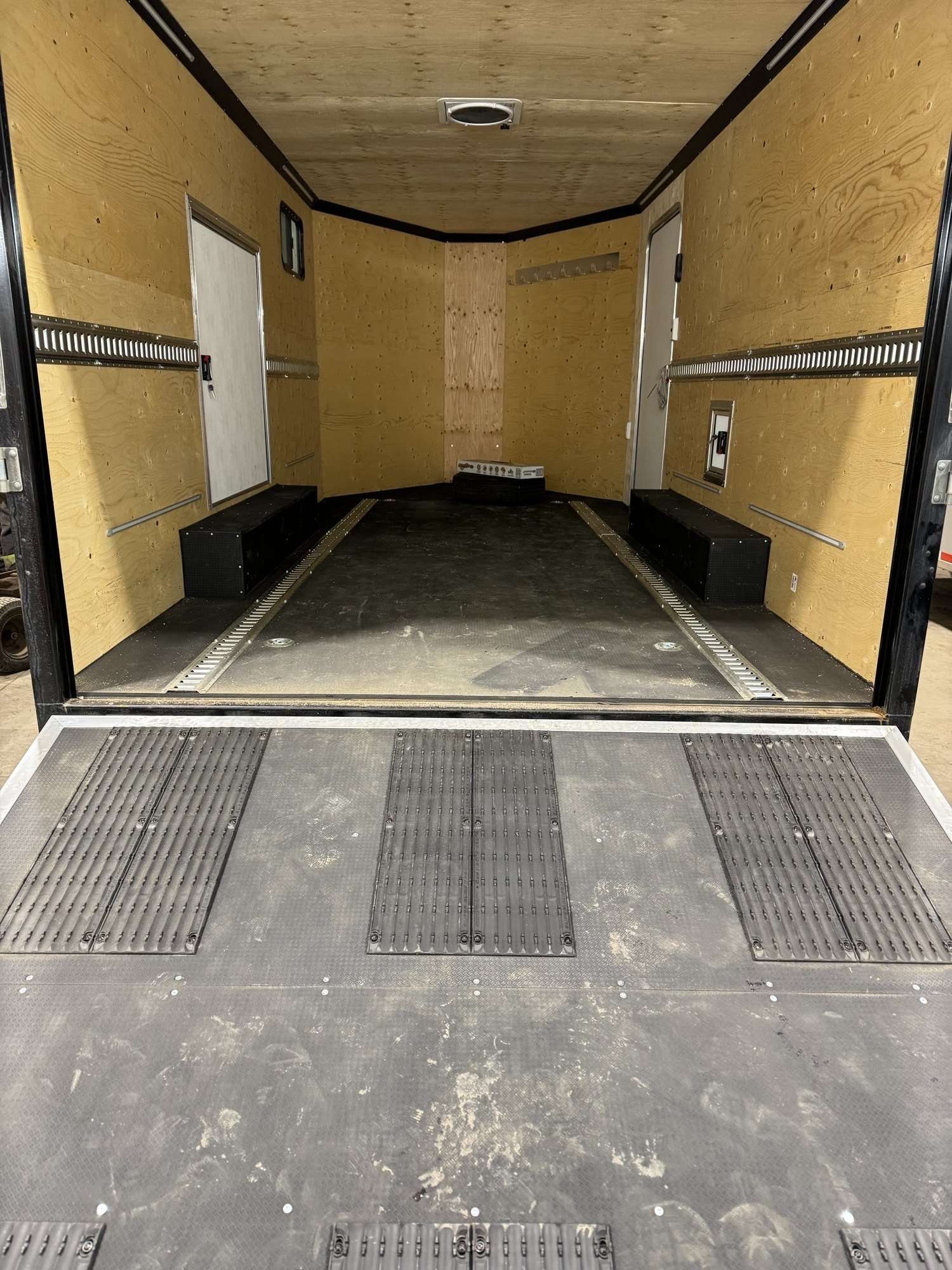 2024 Royal XR 8'x20' Fully Insulated Enclosed Trailer