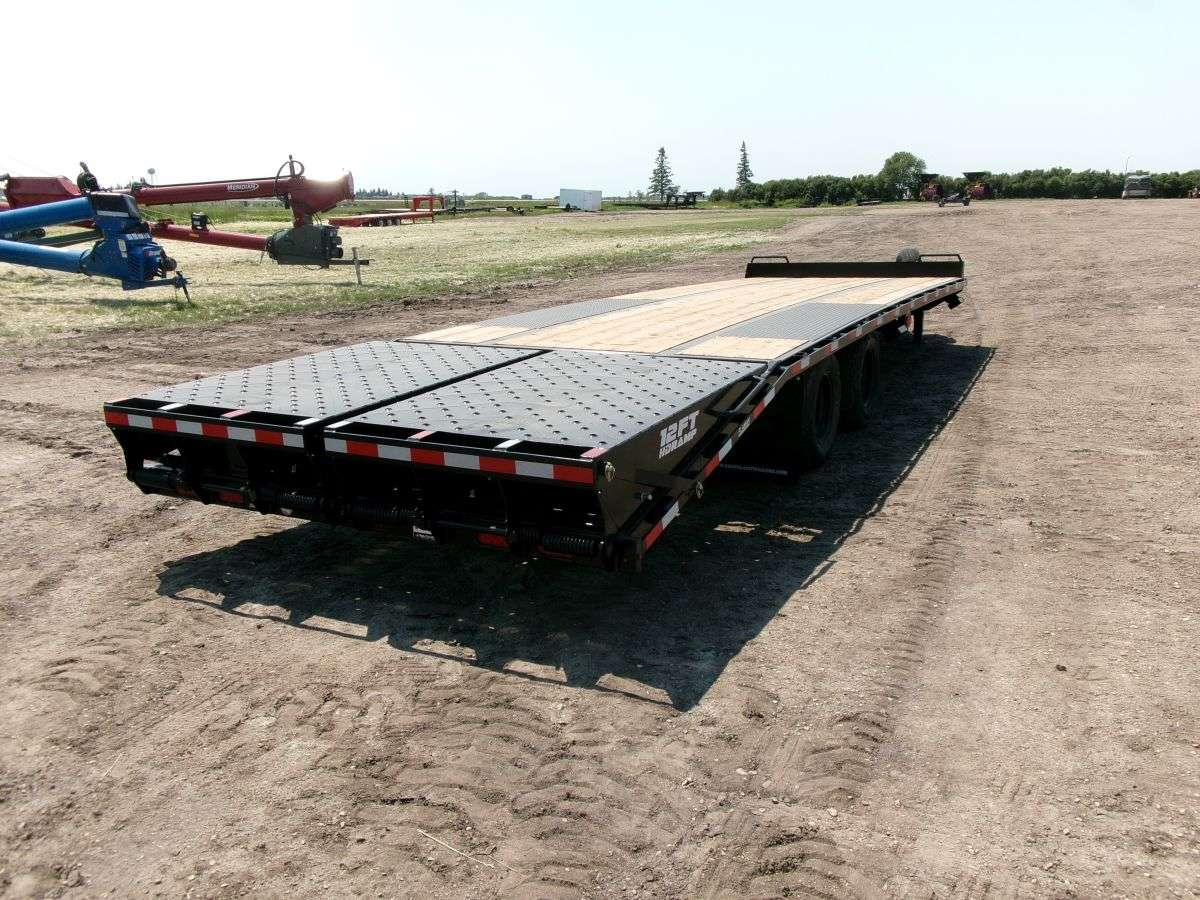 2024 Southland ETA 8'6" x 28' Pintle Flat Deck