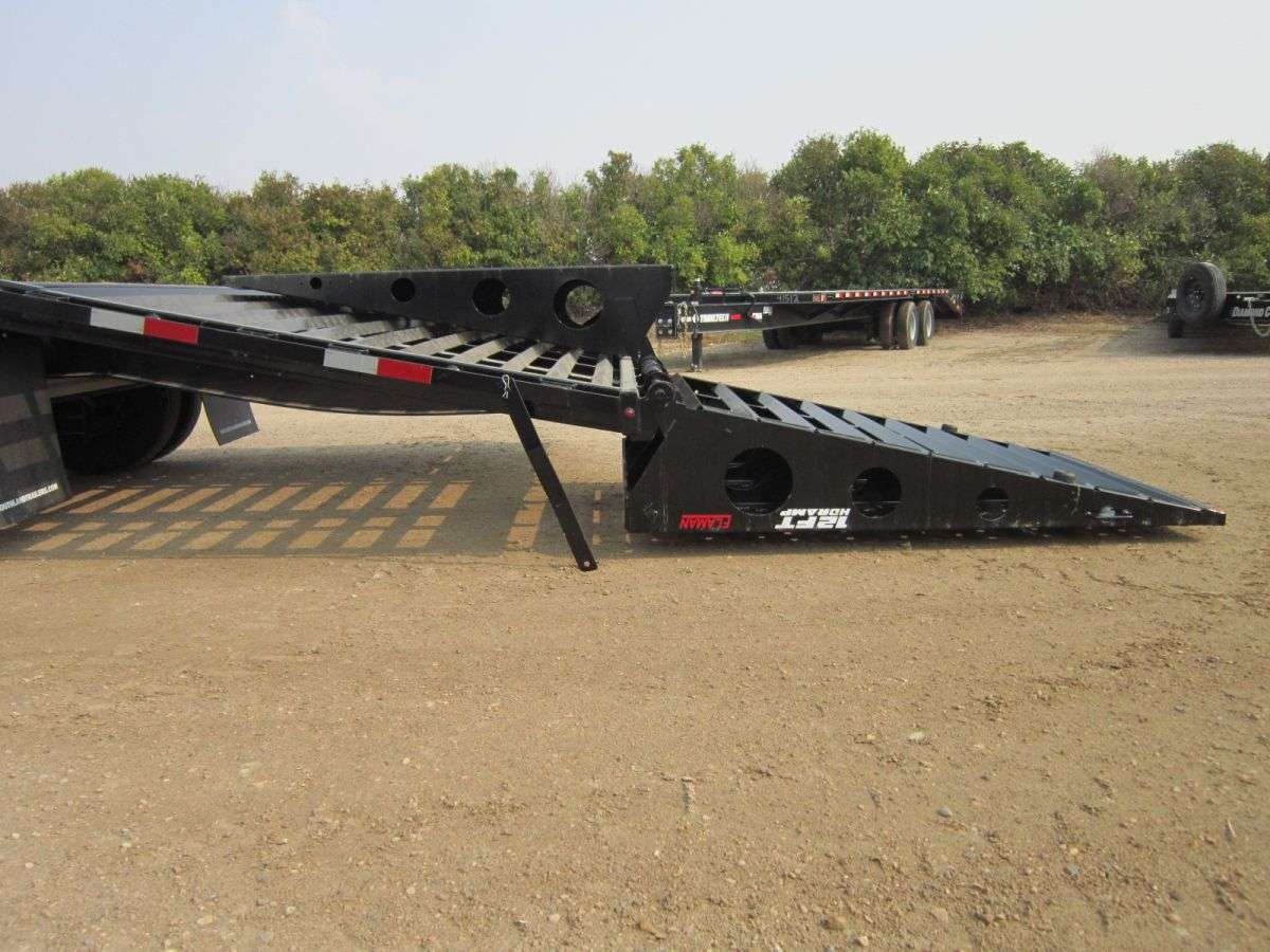 2024 Southland ETAT 8'5" x 24' Pintle Flat Deck