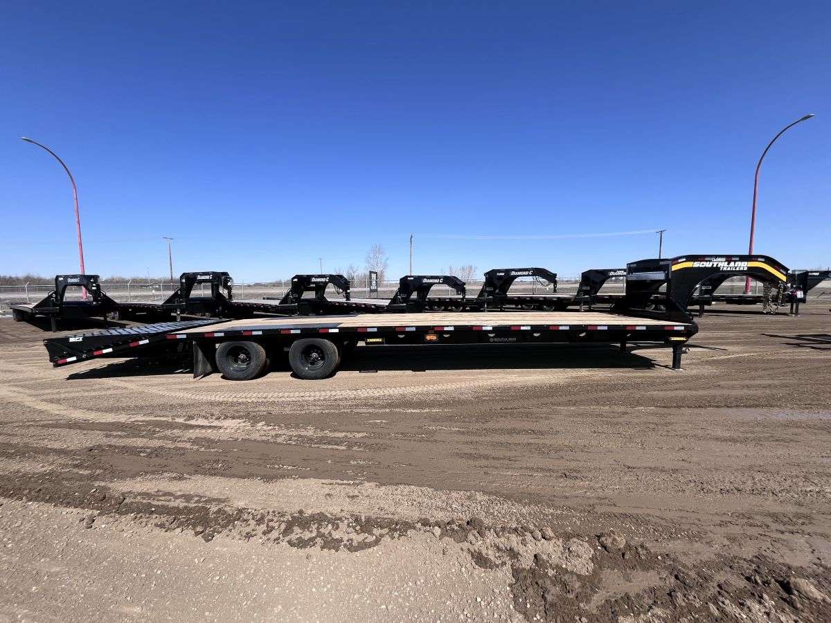 2024 Southland ETG 8'6" x 34' Gooseneck Beavertail Flat Deck