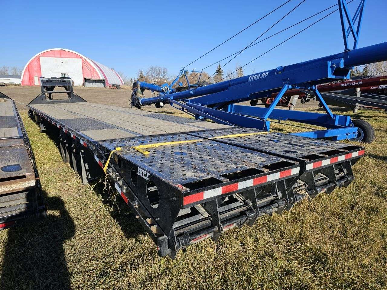 2024 Southland ETG 8'6" x 40' Gooseneck Beavertail Flat Deck