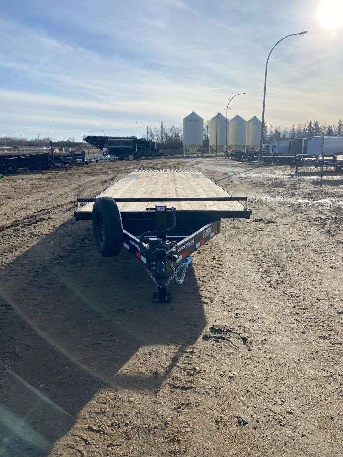 2024 Southland HBA 8'6" x 30' Beavertail Deckover