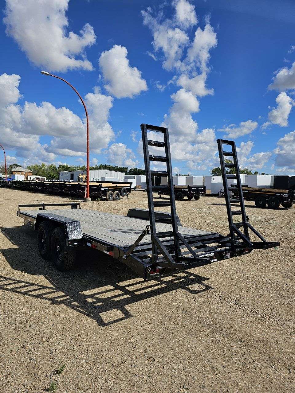 2024 Southland LBA 8'6" x 22' Beavertail Flat Deck