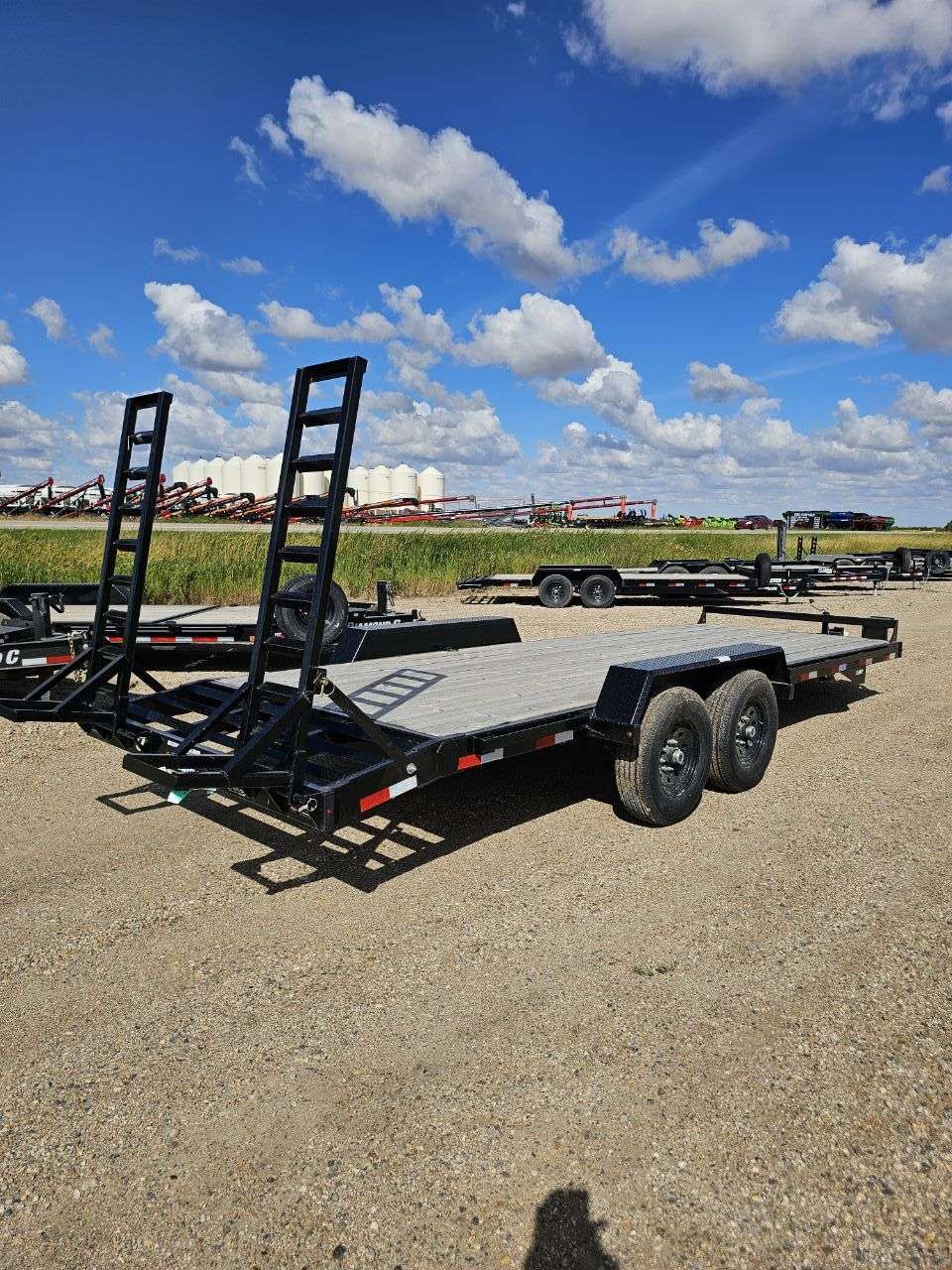 2024 Southland LBA 8'6" x 22' Beavertail Flat Deck