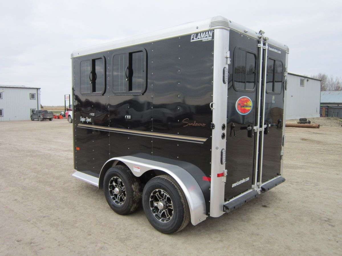 2024 Sundowner Super Sport 6'9" x 10' 2-Horse Bumper Pull