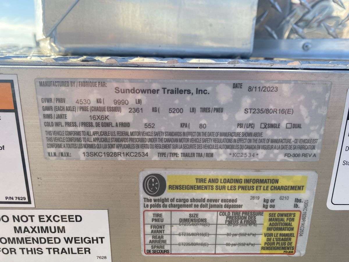 2024 Sundowner Super Tack 6'9" x 16'3" 3-Horse Bumper Pull