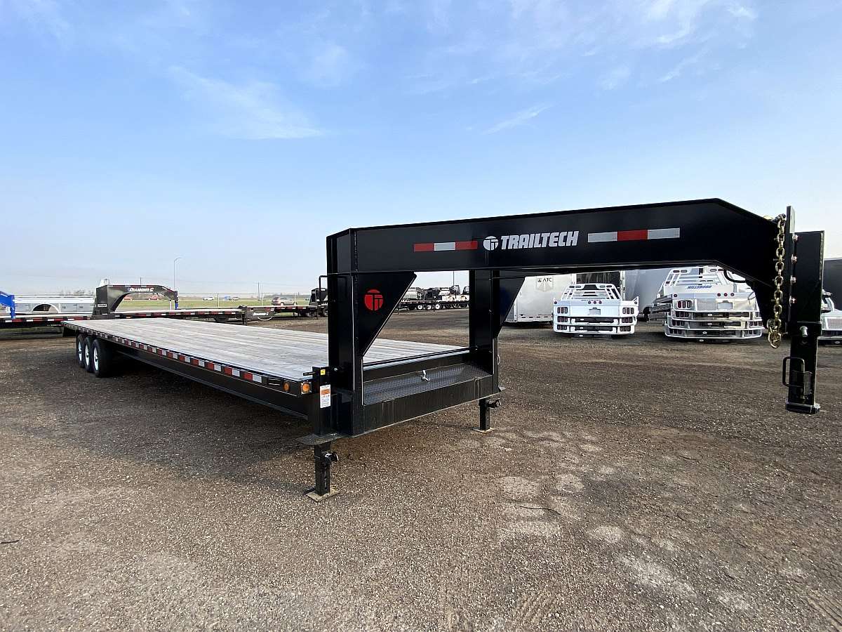 2024 Trailtech H370- 40' Gooseneck Trailer