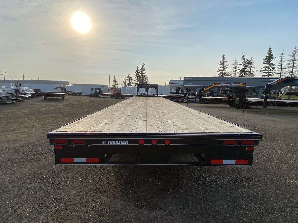 2024 Trailtech H370- 40' Gooseneck Trailer