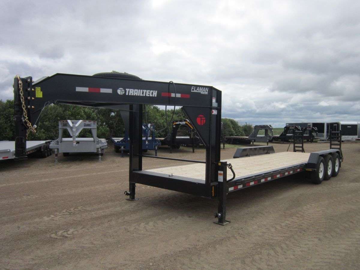 2024 Trailtech L370 8'5" x 28' Gooseneck Flat Deck