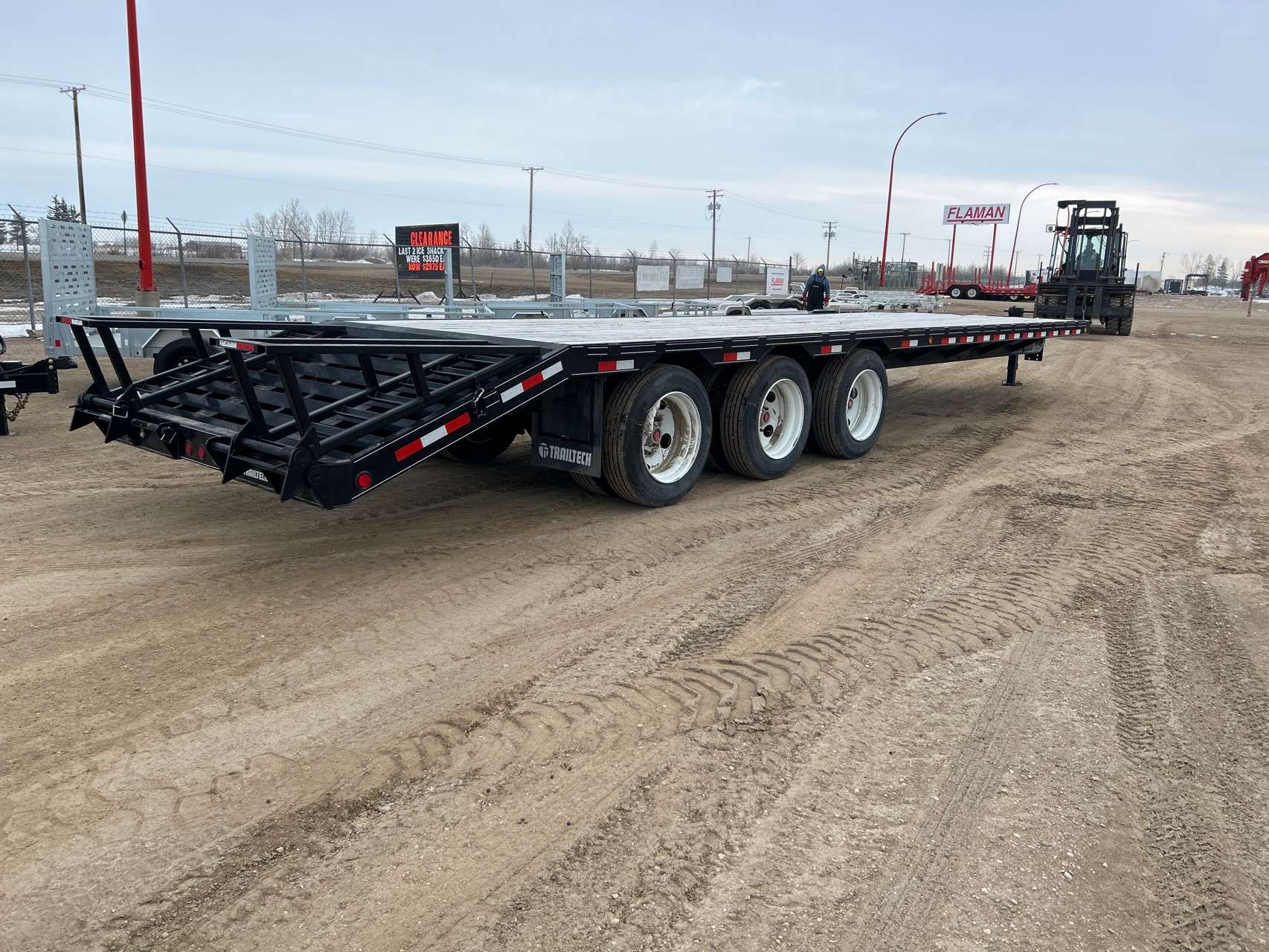 2024 Trailtech TD320 8'6" x 35' BT Pintle Flat Deck Trailer