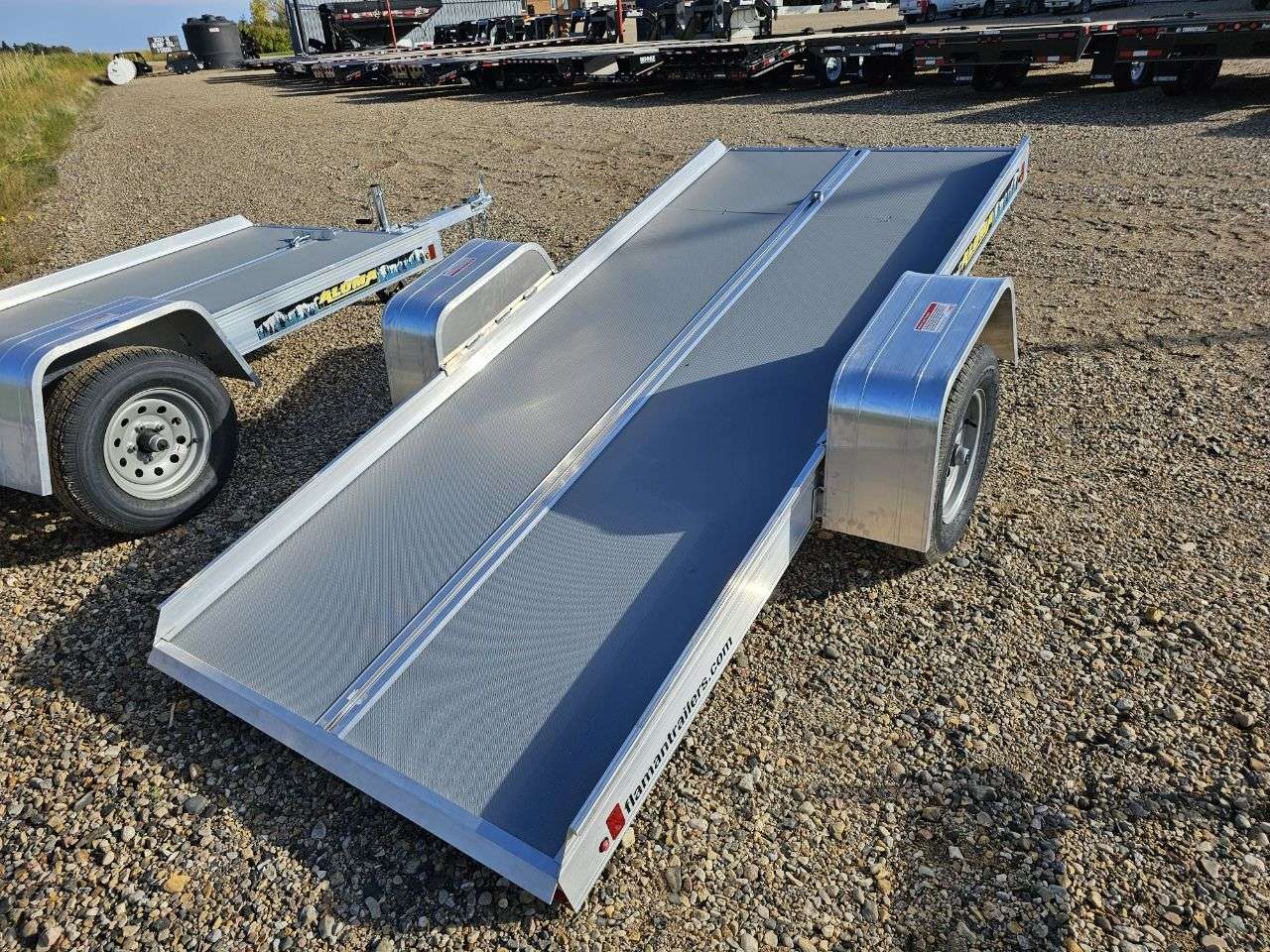 2025 Aluma 5010T 50" x 10' Tilt Toy Hauler