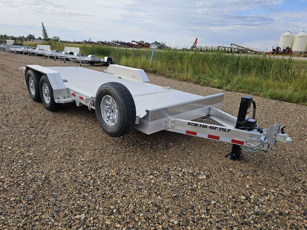 2025 Aluma 8220T 8'6" x 20' Tilt Car Hauler