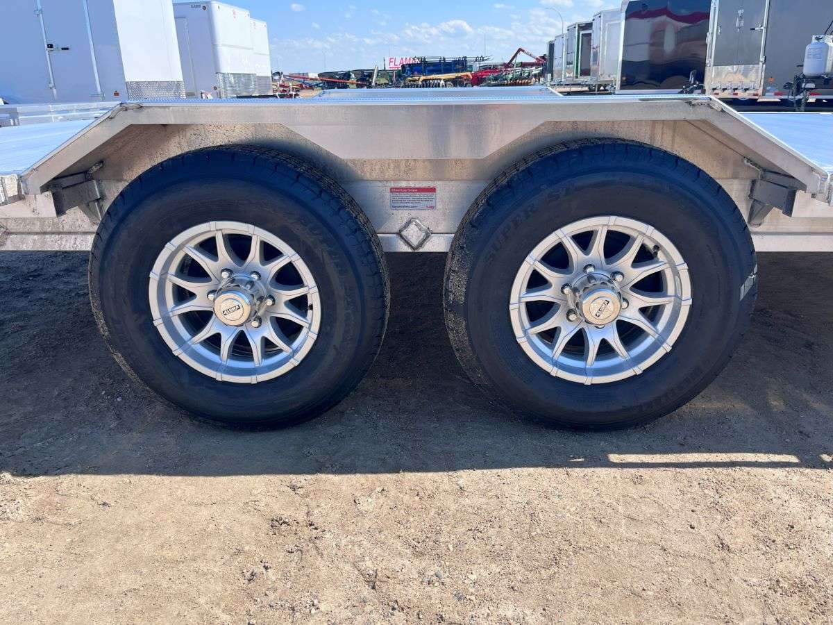 2025 Aluma WB16H 96.75" x 16' Wide Body Utility