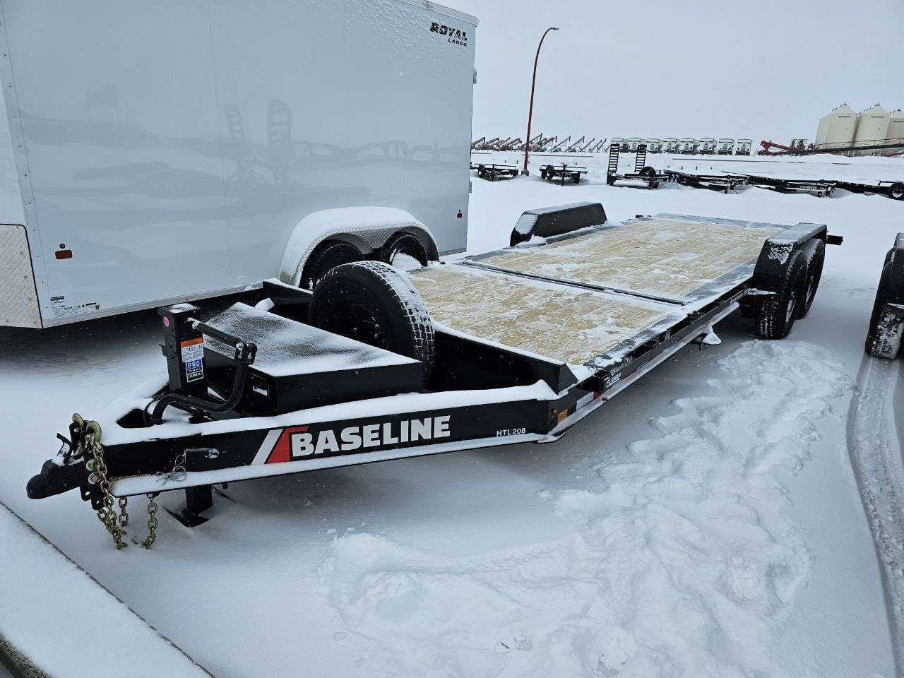2025 Baseline HTL 8'6" x 22' Partial Tilt