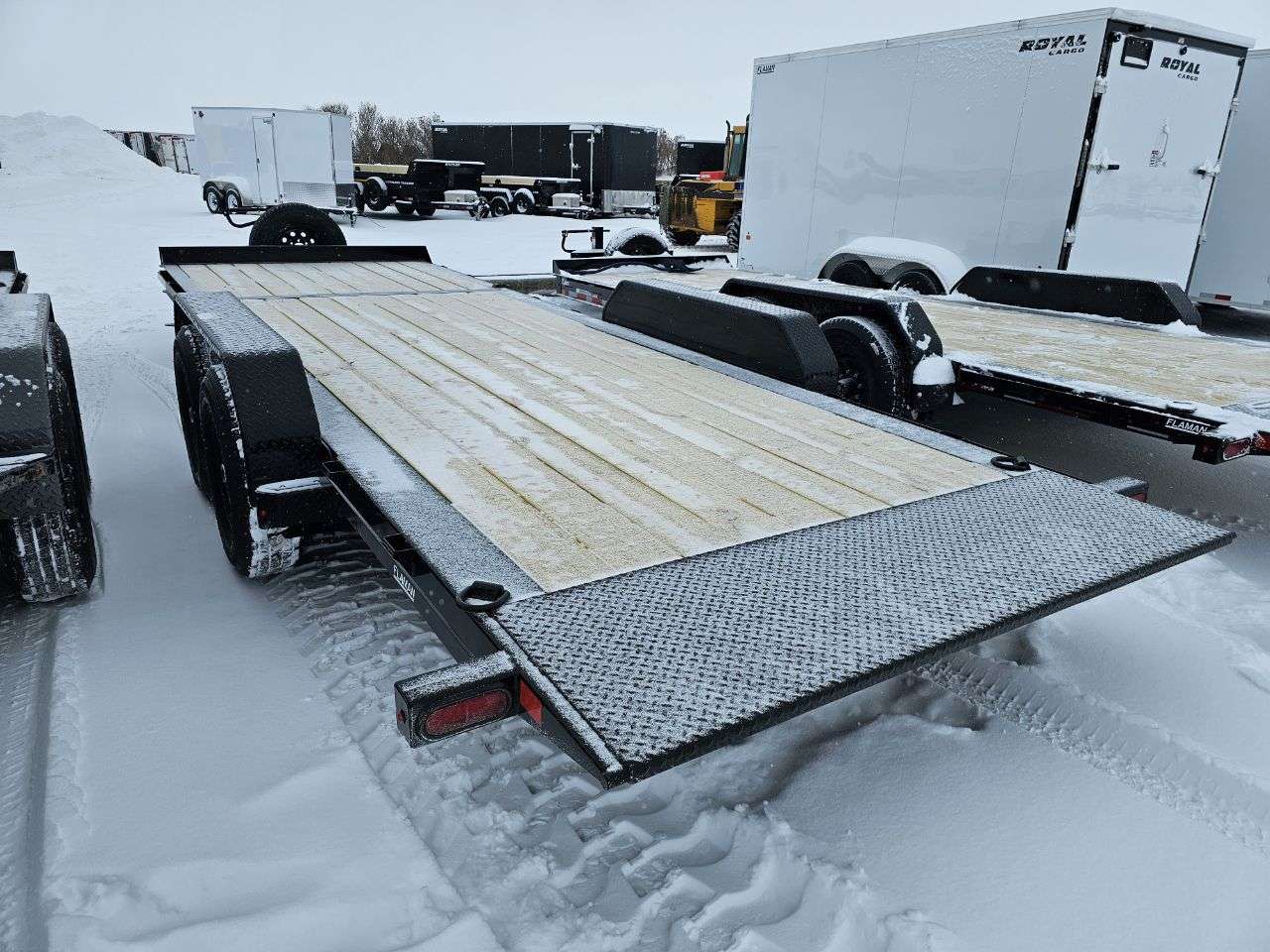 2025 Baseline HTL 8'6" x 22' Partial Tilt
