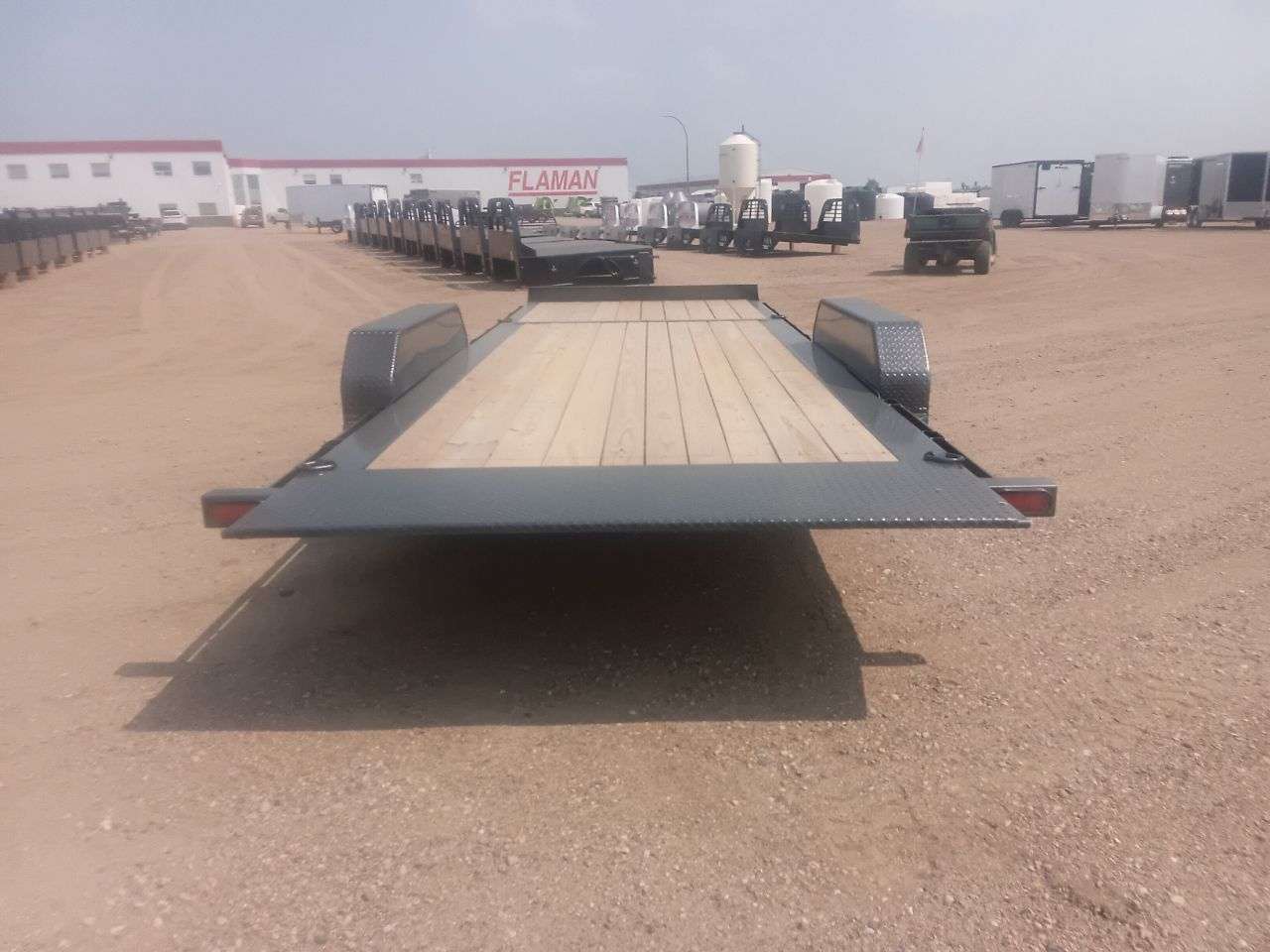 2025 Baseline HTL 8'6" x 22' Partial Tilt