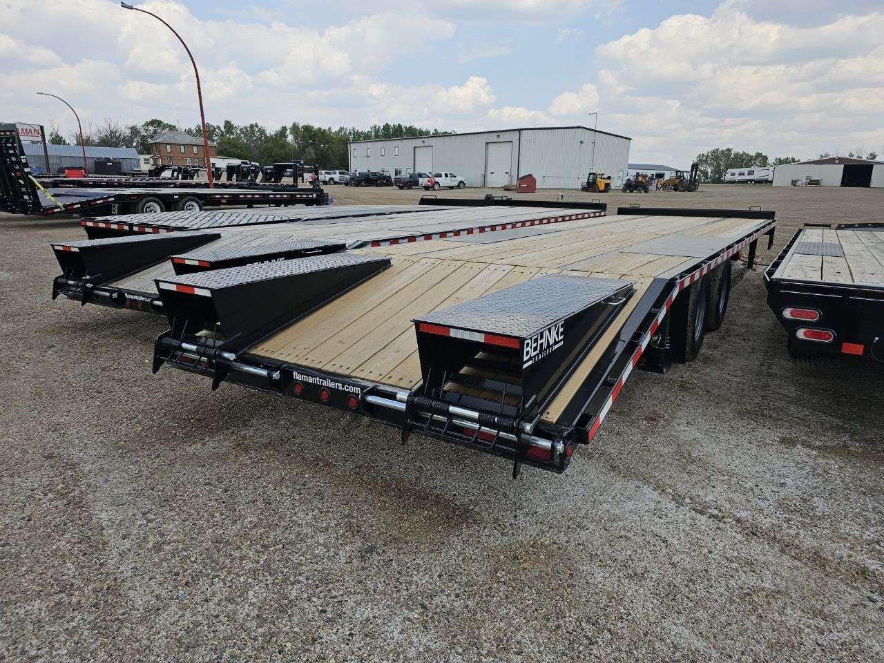 2025 Behnke 8'6" x 29' Pintle Flat Deck Trailer