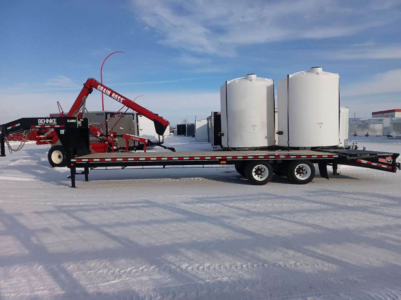 2025 Behnke FB 8'6" x 30' Gooseneck Flat Deck