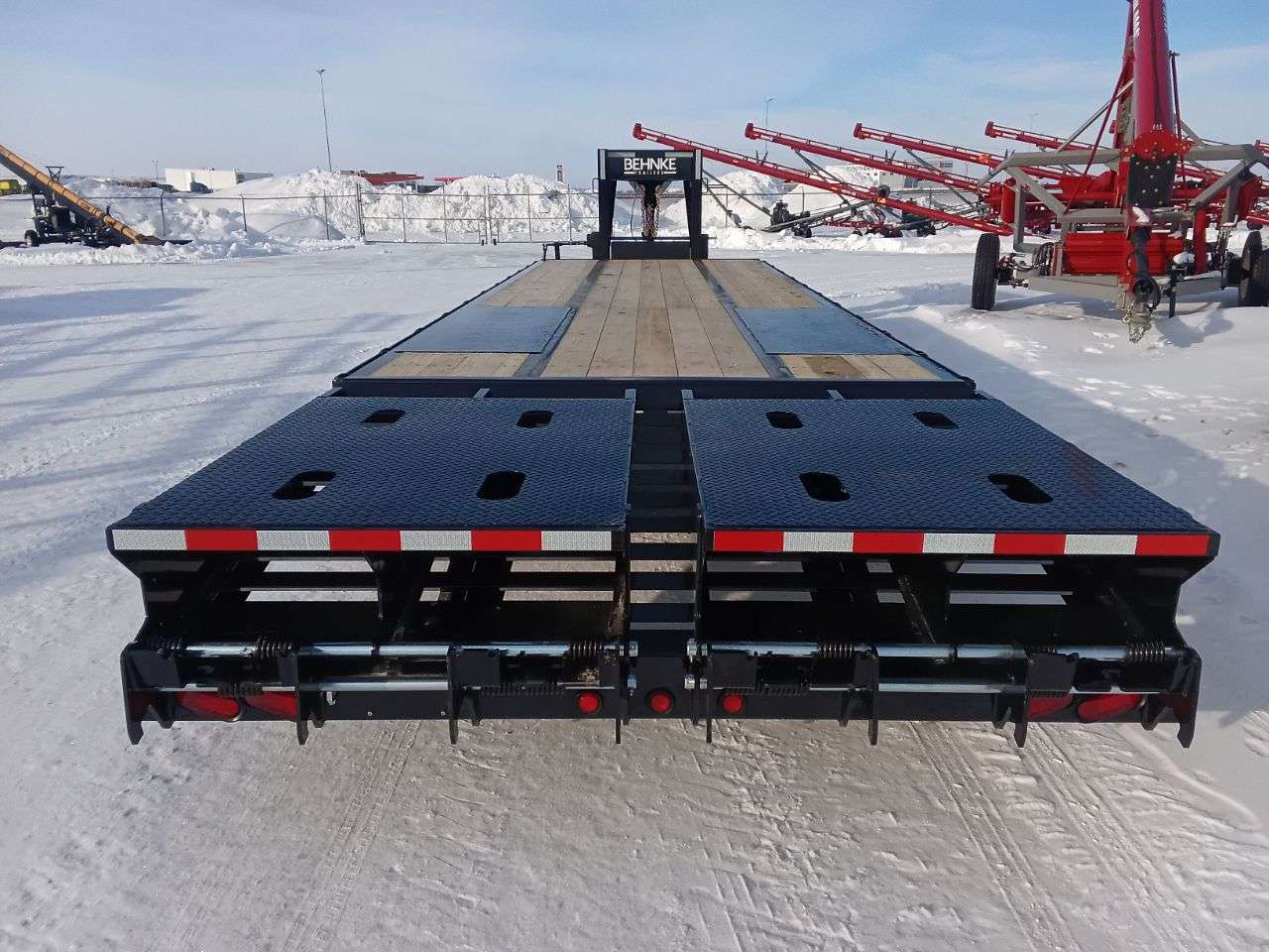 2025 Behnke FB 8'6" x 30' Gooseneck Flat Deck