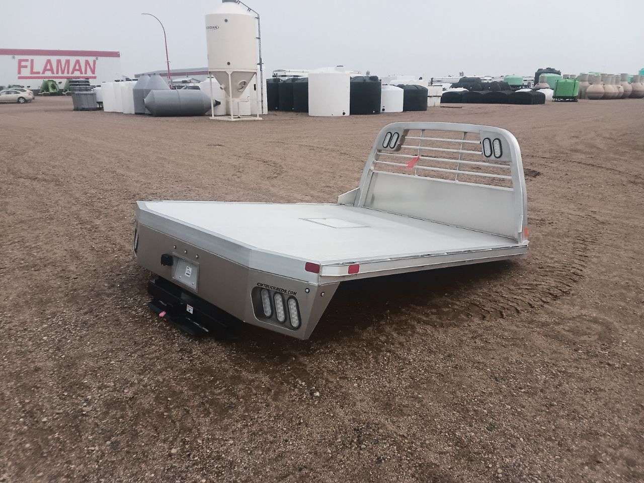 2025 CM 9'4" Aluminum Flat Truck Deck