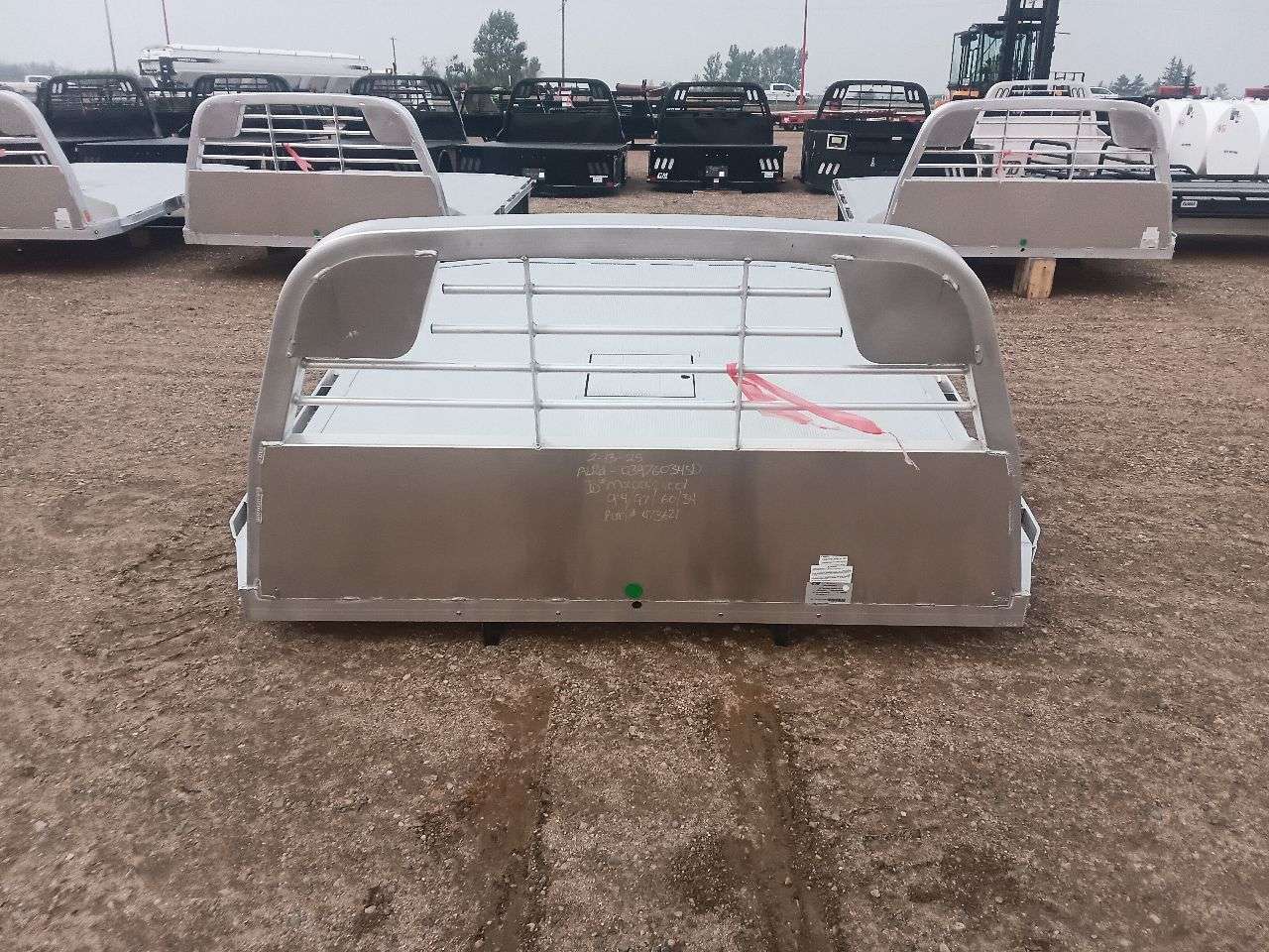 2025 CM 9'4" Aluminum Flat Truck Deck