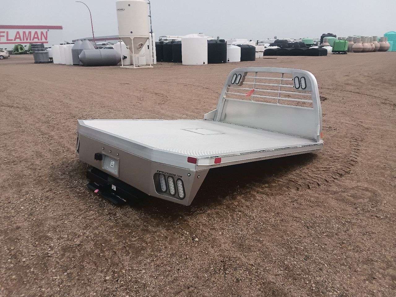 2025 CM 9'4" Aluminum Flat Truck Deck