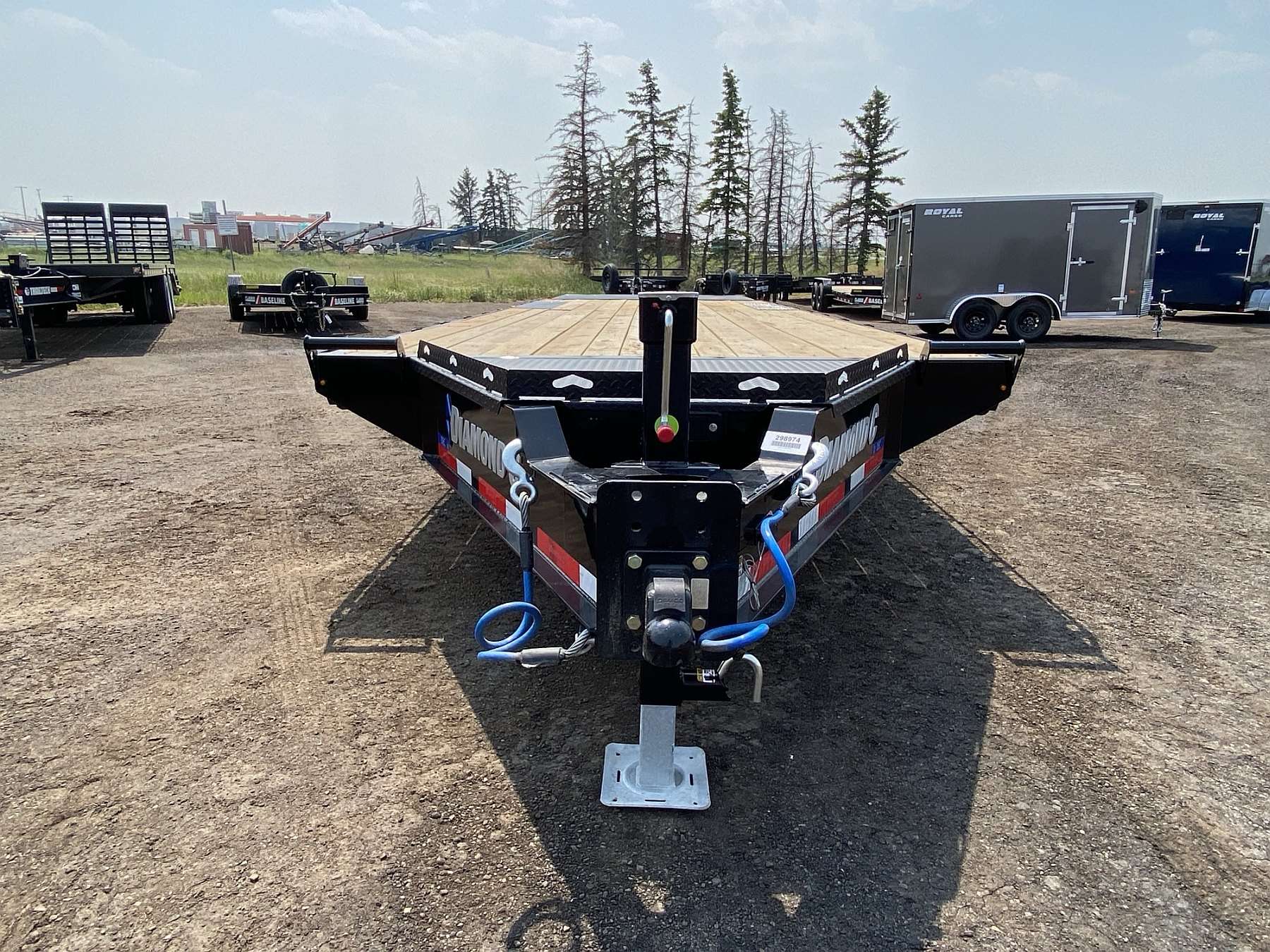 2025 Diamond C 26' Deck-Over Trailer