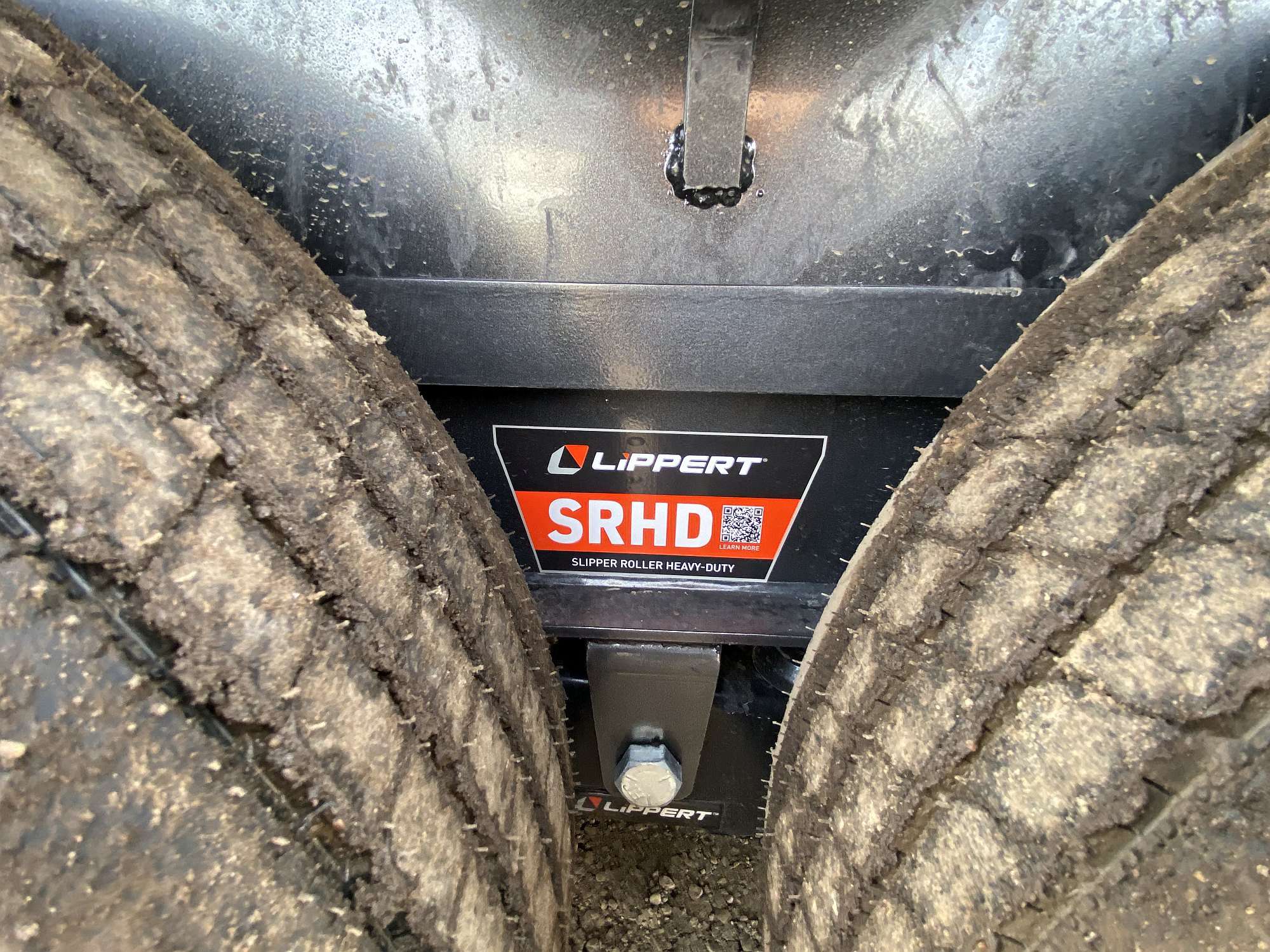 2025 Diamond C 26' Low Profile Gooseneck Trailer