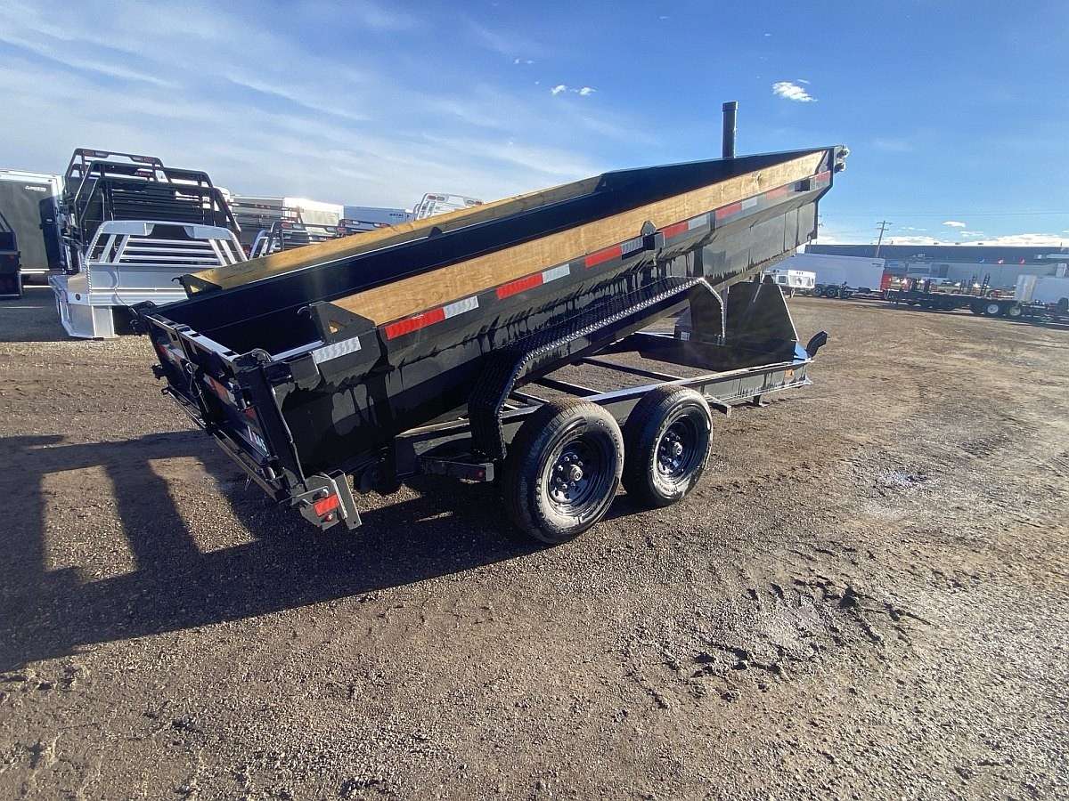 2025 Diamond C Baseline 14' Dump Trailer