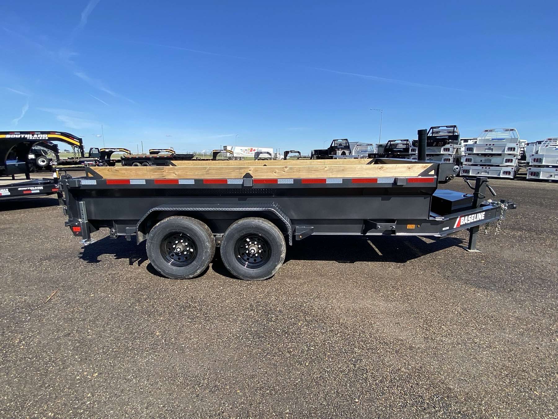 2025 Diamond C Baseline 14' HD Dump Trailer