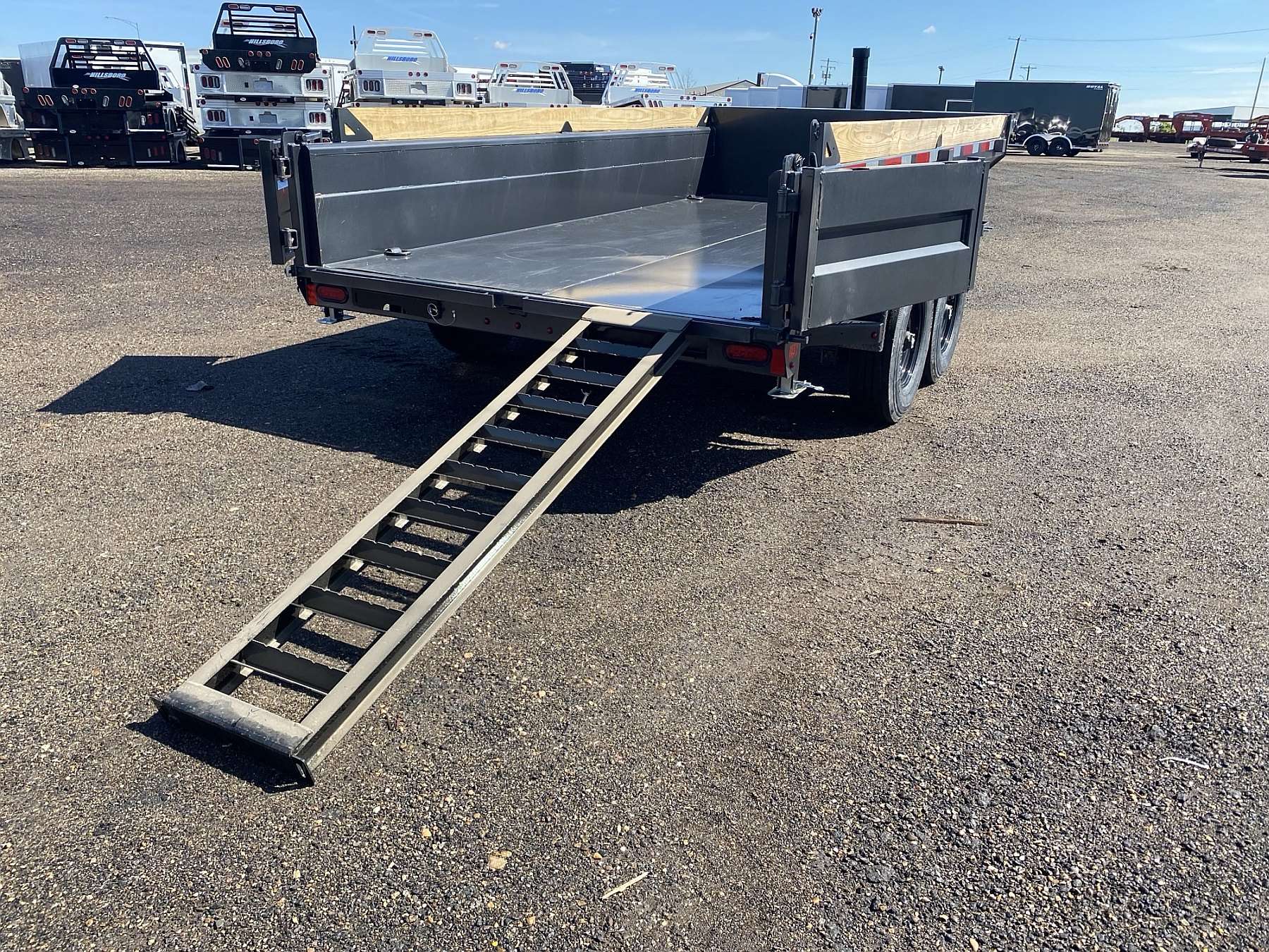 2025 Diamond C Baseline 14' HD Dump Trailer