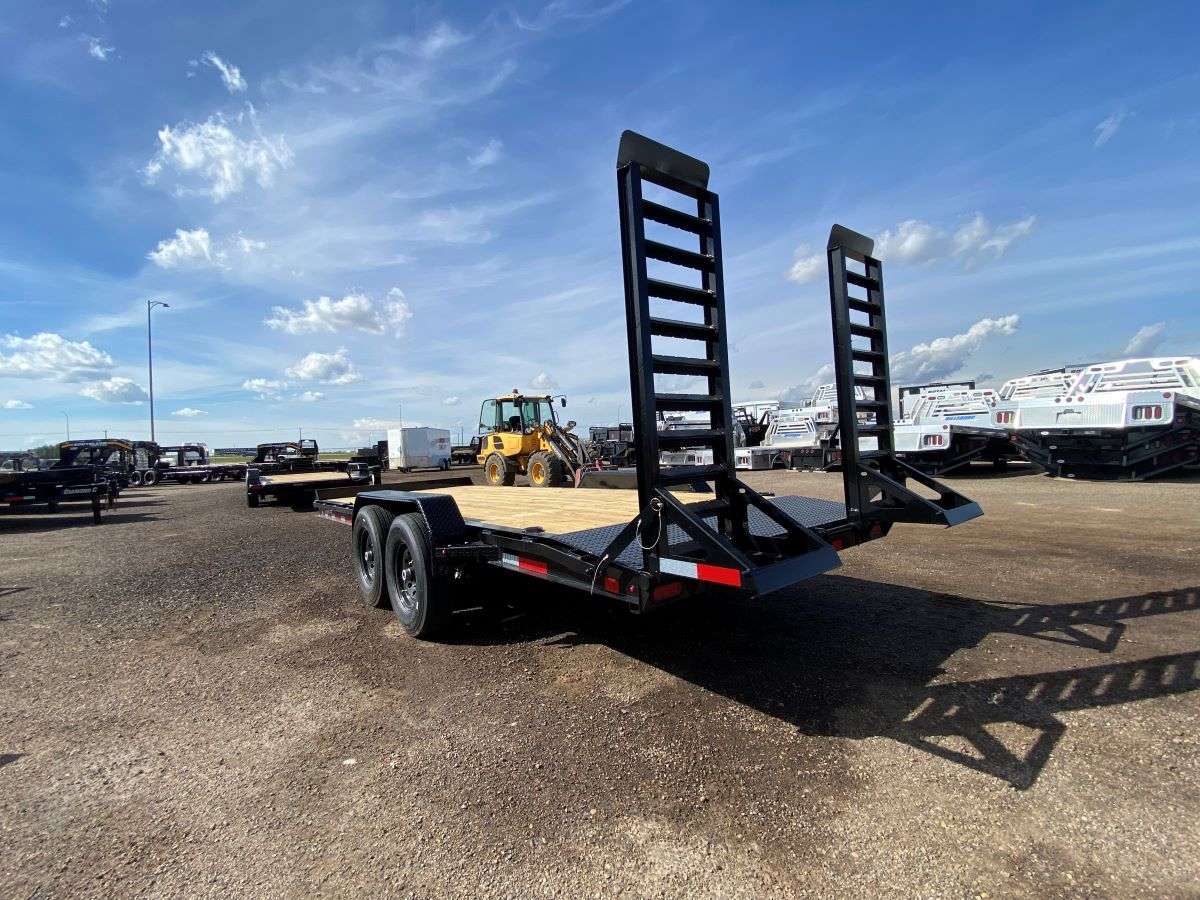 2025 Diamond C Baseline 20'  Low Profile Equipment Trailer