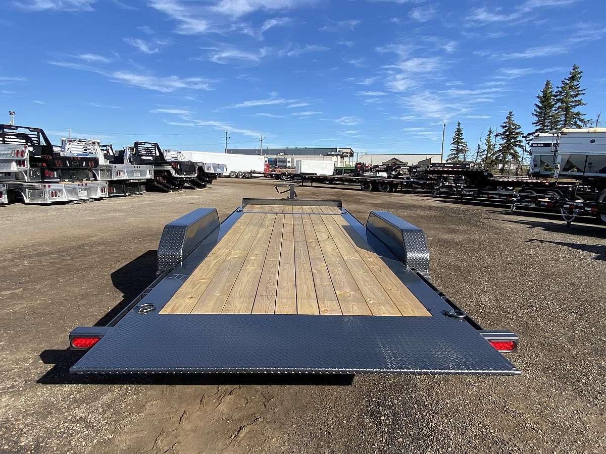 2025 Diamond C Baseline HD 20' Tilt Deck Trailer