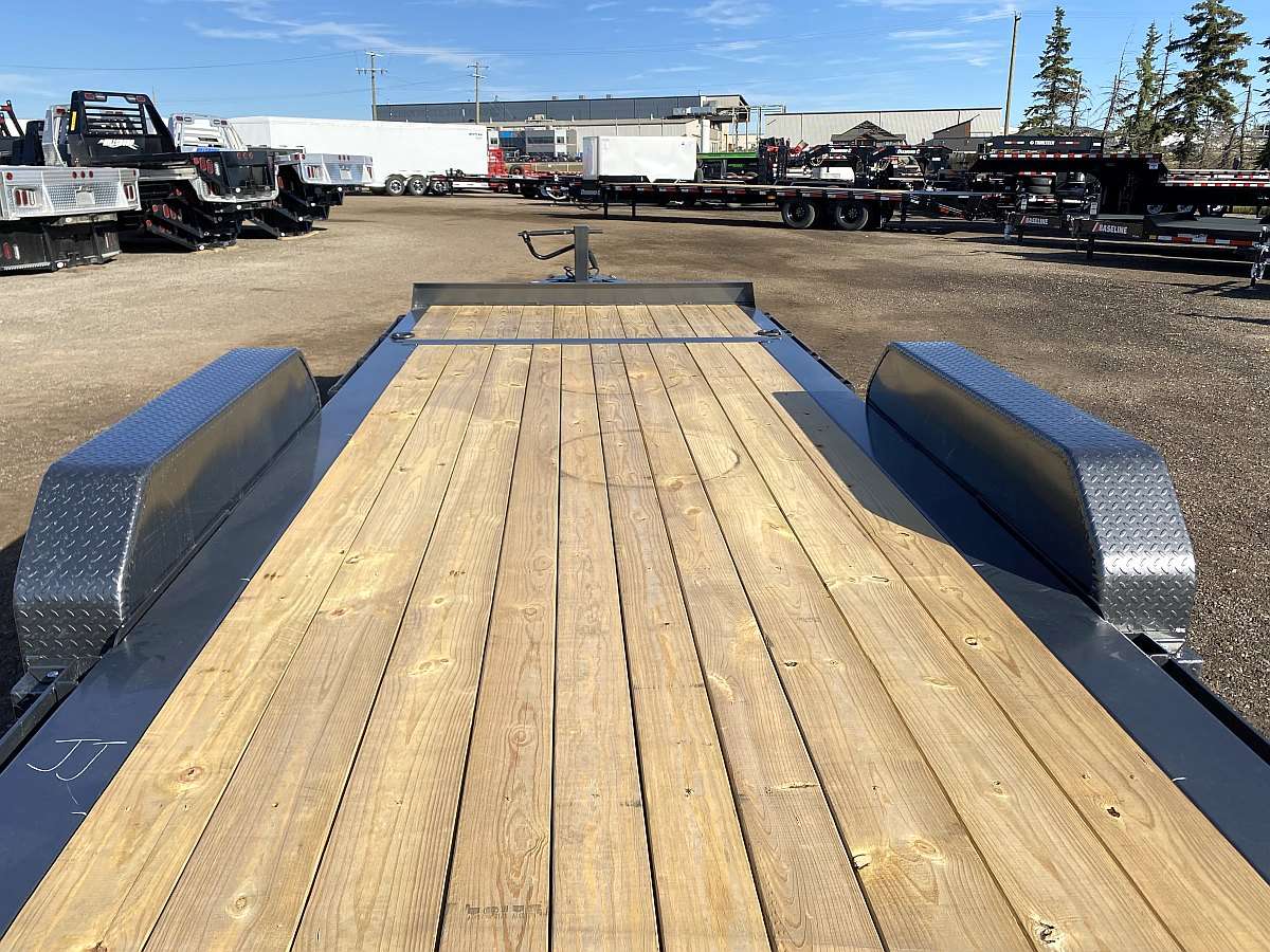 2025 Diamond C Baseline HD 20' Tilt Deck Trailer