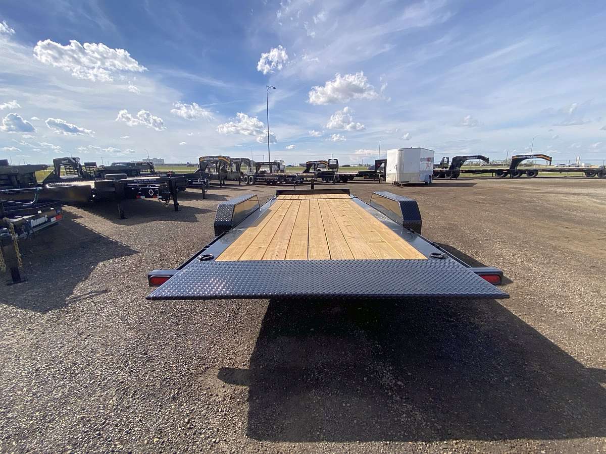 2025 Diamond C Baseline HD 20' Tilt Deck Trailer