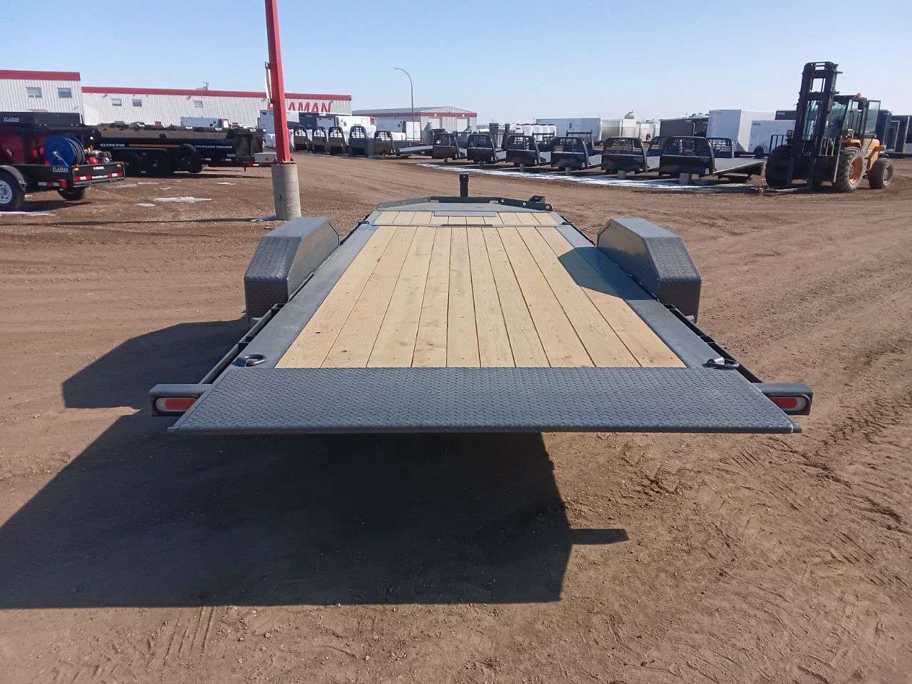 2025 Diamond C HDT 8'6" x 20' Partial Tilt Trailer