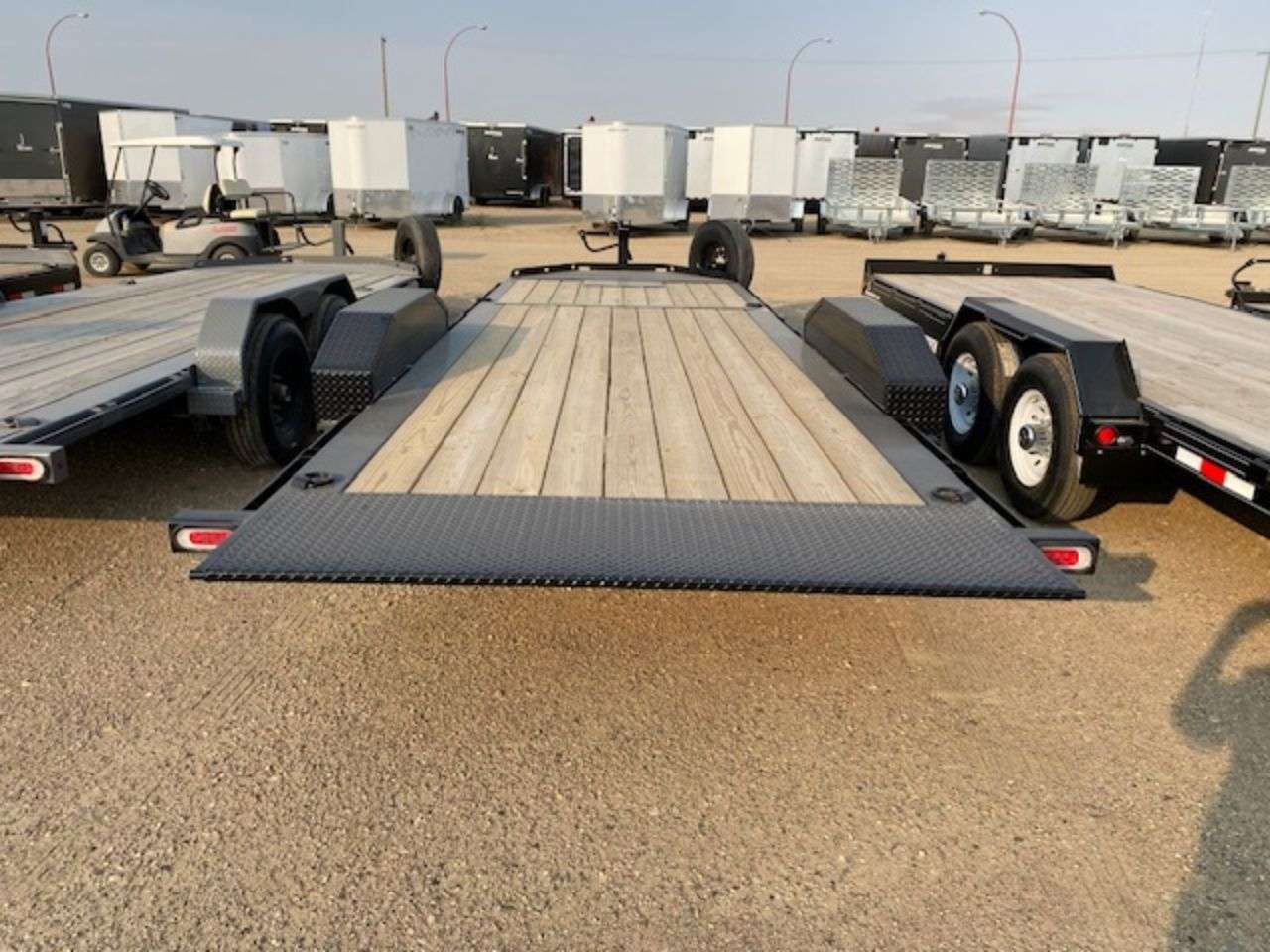 2025 Diamond C HDT 8'6" x 22' Partial Tilt