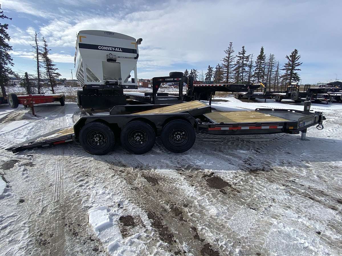 2025 Diamond C HDT307 22' Tilt Deck Trailer