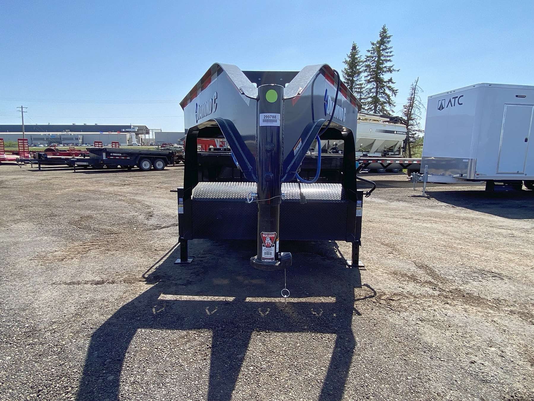 2025 Diamond C LPT307 16' Gooseneck Dump Trailer