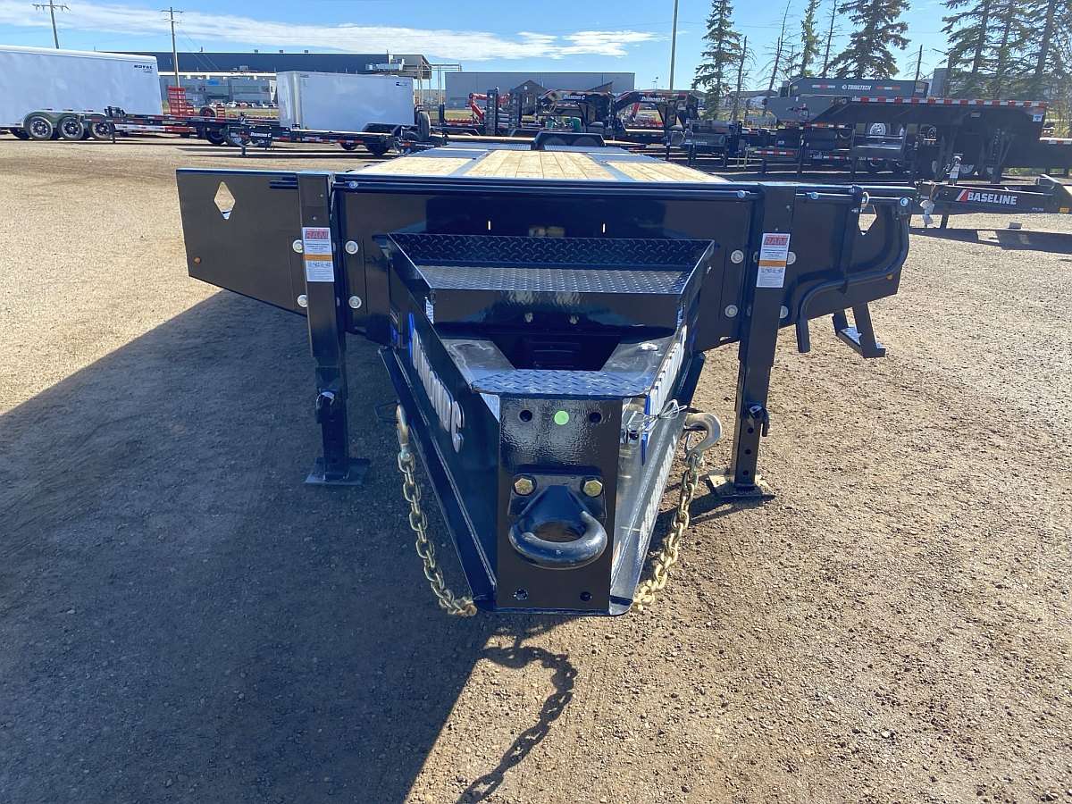 2025 Diamond C PX212- 30' Pintle Hitch Trailer