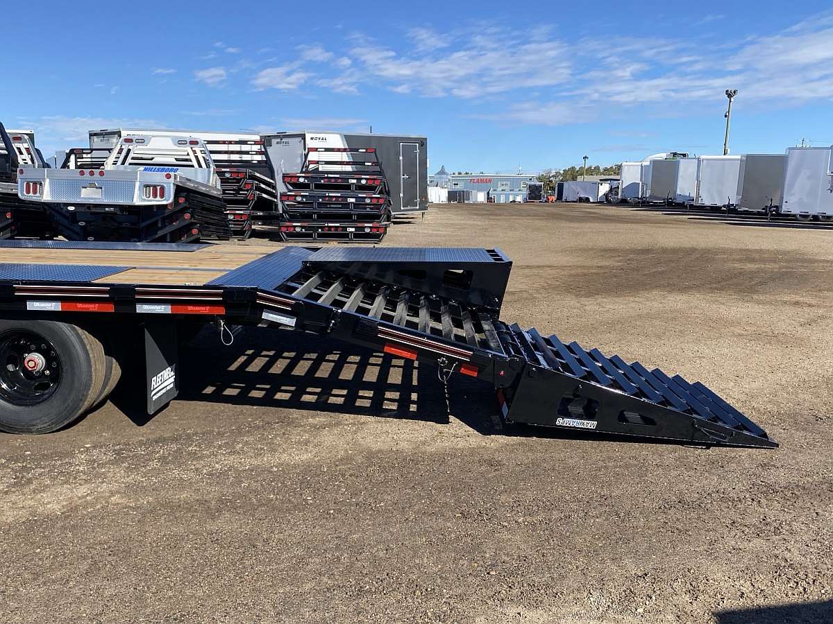 2025 Diamond C PX212- 30' Pintle Hitch Trailer