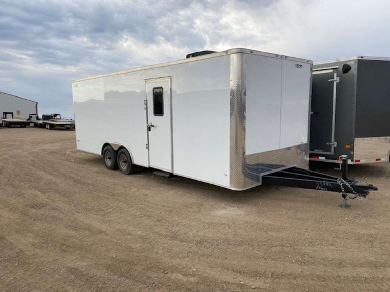 2025 Freedom 8'6" x 24' Office Combo