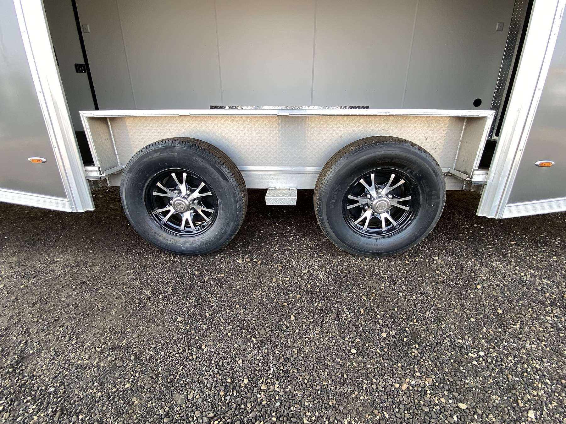 2025 Legend 8.5'x24' Aluminum Enclosed Car Hauler