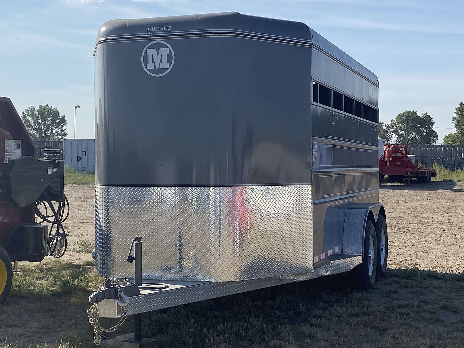 2025 Mustang 16' Tag Livestock Trailer